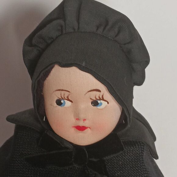 Vintage Hand Made Amish Dish Soap Bottle Doll Woman Decor Primitive Crafts - Picture 2 of 16